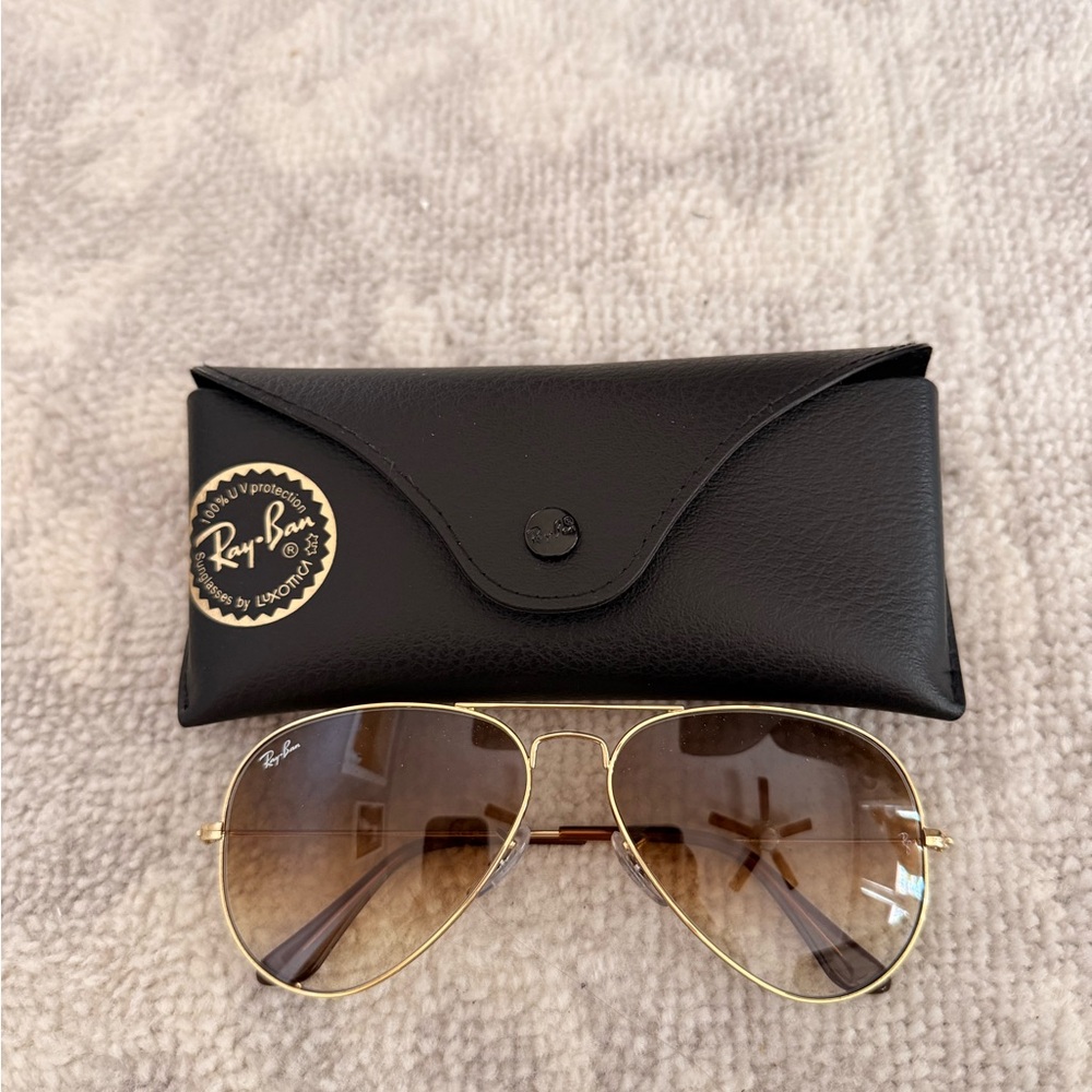 RAY-BAN AVIATOR GRADIENT SUNGLASSES NEW!!